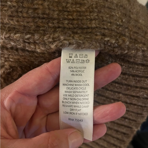 Tahari Sweater - Picture 7 of 8